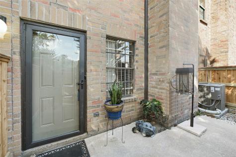 9800 Pagewood Lane 2703 Houston TX 77042