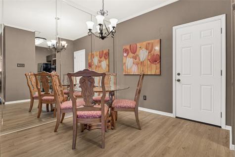 9800 Pagewood Lane 2703 Houston TX 77042