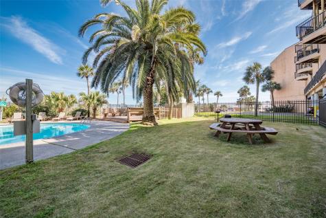 9520 Seawall Boulevard 142 Galveston TX 77554