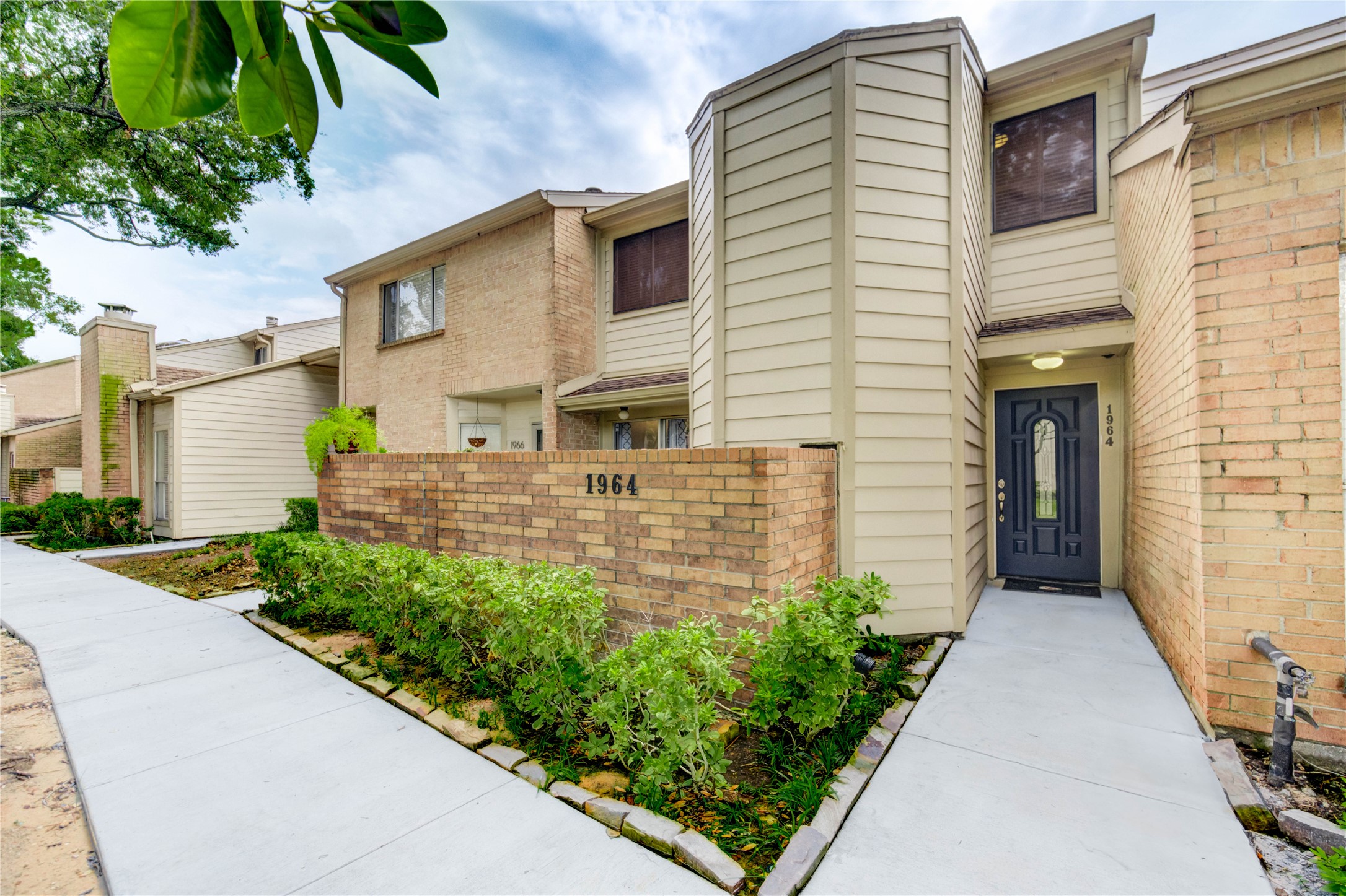1964 Augusta Drive Houston TX 77057