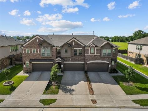 3735 Lancer Circle Pearland TX 77581