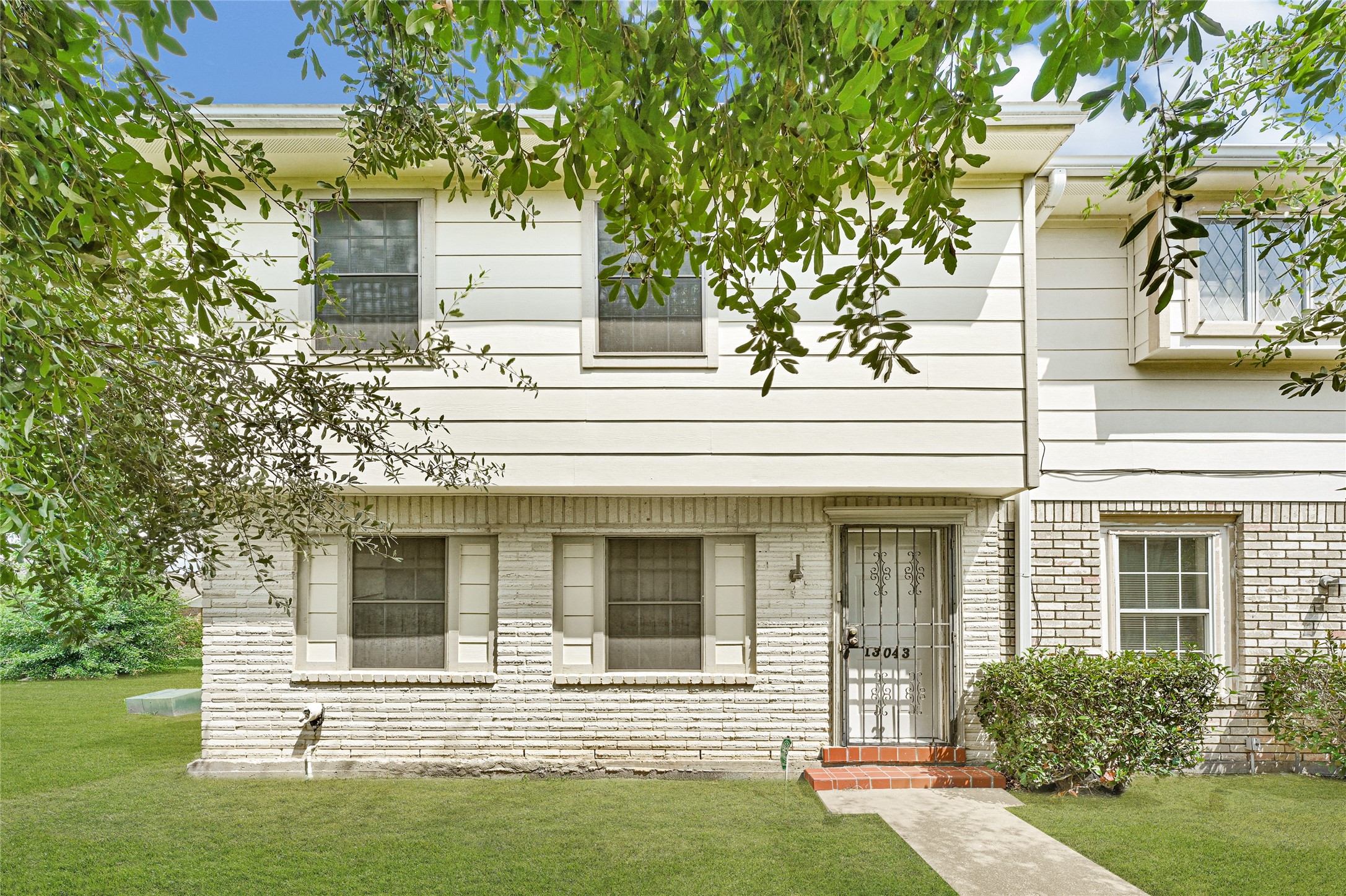 13043 Clarewood Drive Houston TX 77072