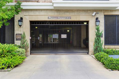 2120 Kipling Street 406 Houston TX 77098