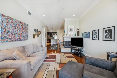 2120 Kipling Street 406 Houston TX 77098