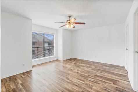 3100 Walnut Bend Lane 508 Houston TX 77042