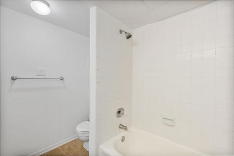3100 Walnut Bend Lane 508 Houston TX 77042