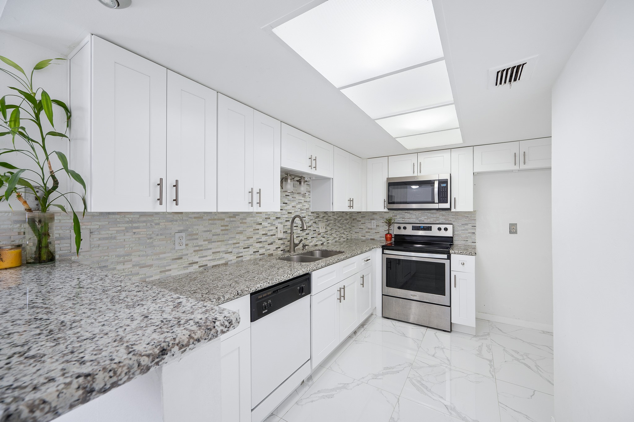 8343 La Roche Lane Houston TX 77036