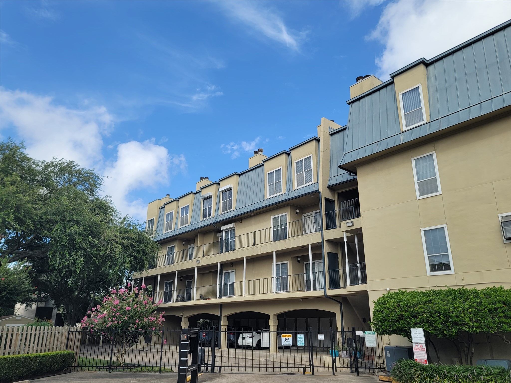 921 Marine Drive 230 Galveston TX 77550