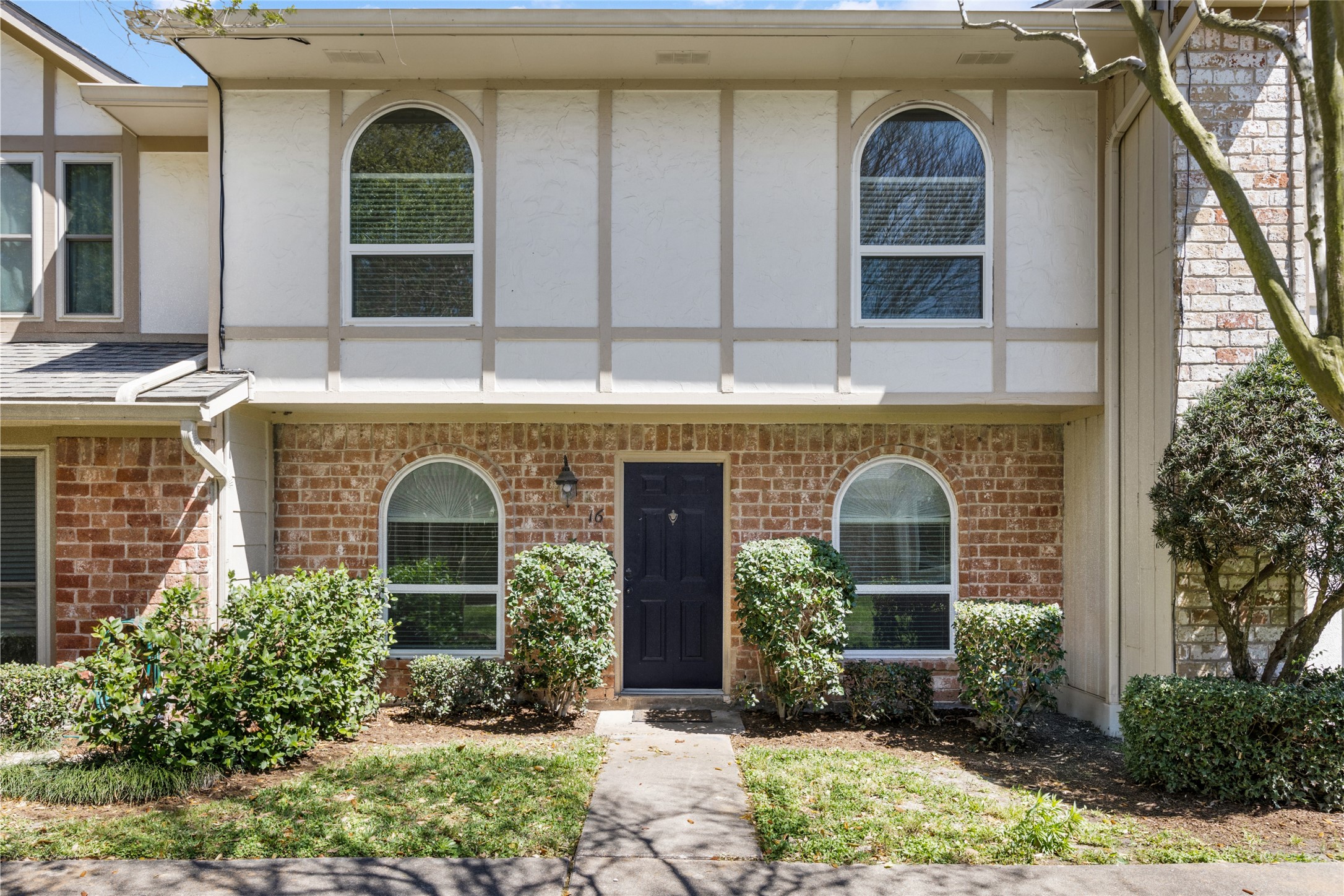 16 Baron Lane Missouri City TX 77459