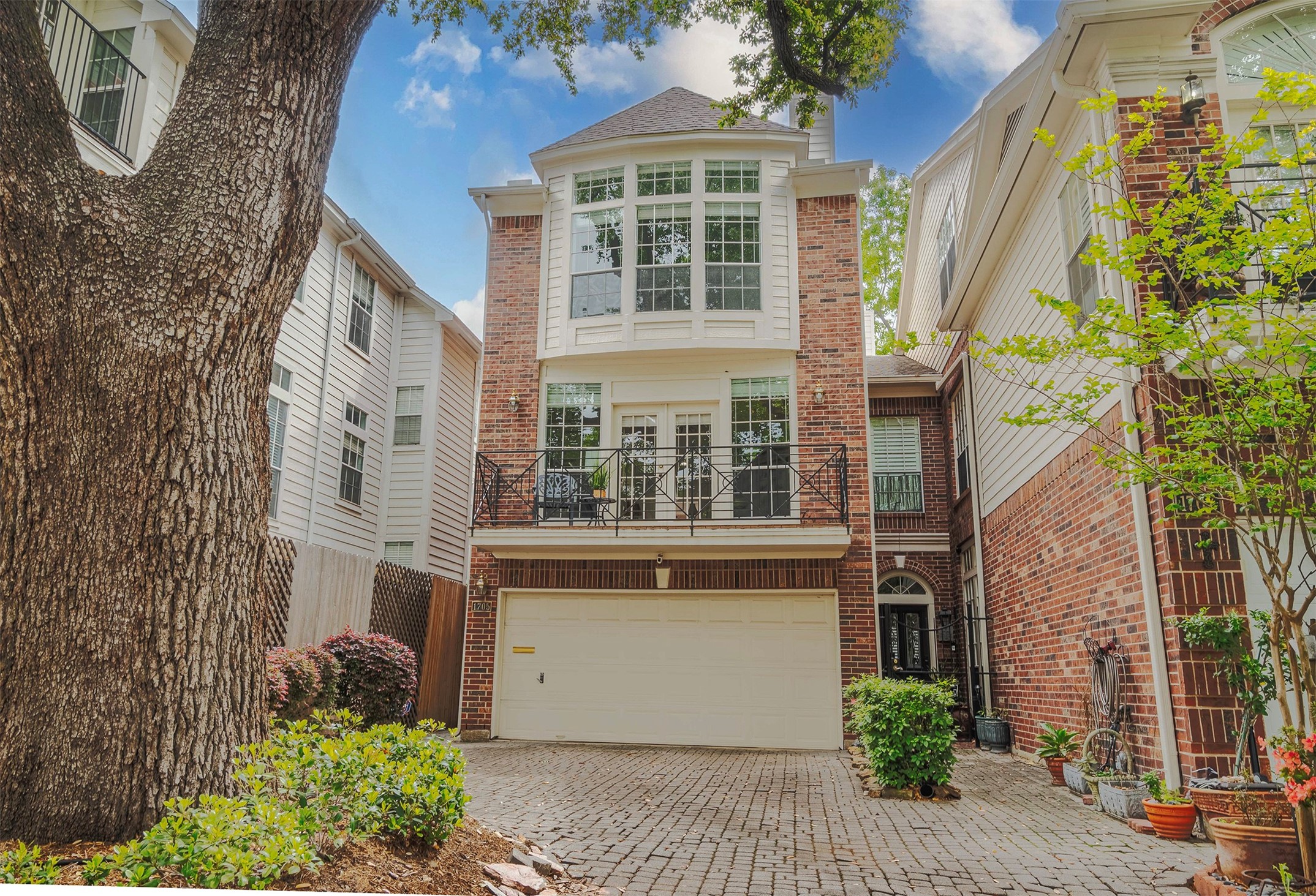 1705 Woodhead Street Houston TX 77019