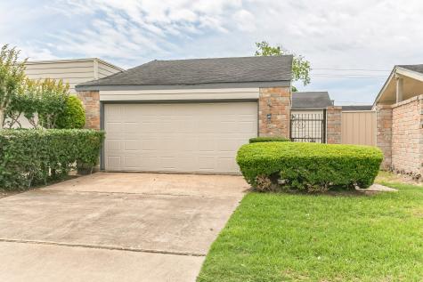 10626 Sandpiper Drive Houston TX 77096