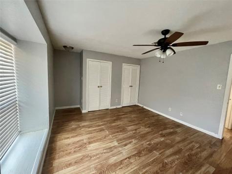 2019 Place Rebecca Lane G4 Houston TX 77090