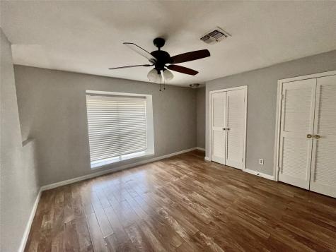 2019 Place Rebecca Lane G4 Houston TX 77090