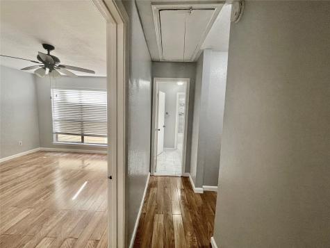 2019 Place Rebecca Lane G4 Houston TX 77090