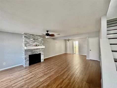 2019 Place Rebecca Lane G4 Houston TX 77090