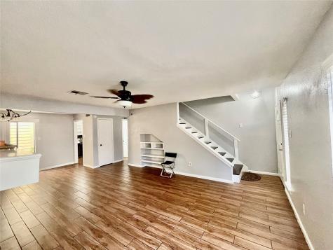 2019 Place Rebecca Lane G4 Houston TX 77090