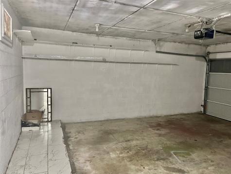2019 Place Rebecca Lane G4 Houston TX 77090