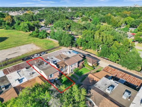 1320 Town Circle 1 Baytown TX 77520