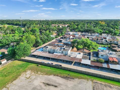 1320 Town Circle 1 Baytown TX 77520