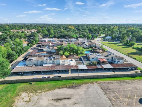 1320 Town Circle 1 Baytown TX 77520