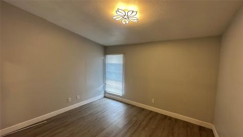 9550 Deering Drive 208 Houston TX 77036