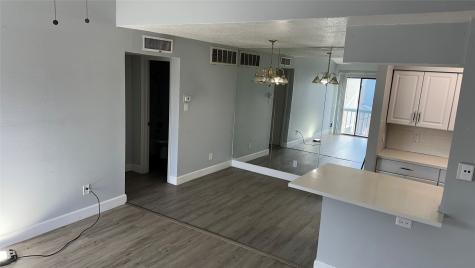 9550 Deering Drive 208 Houston TX 77036