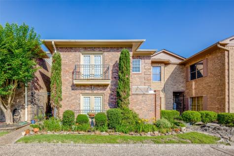 1310 E James Street 14 Baytown TX 77520