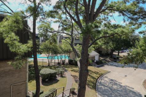 3035 Walnut Bend Lane 33 Houston TX 77042