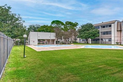 3035 Walnut Bend Lane 33 Houston TX 77042