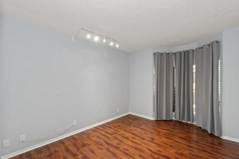 661 Bering Drive 504 Houston TX 77057