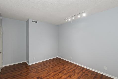 661 Bering Drive 504 Houston TX 77057