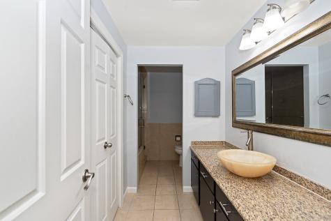 661 Bering Drive 504 Houston TX 77057