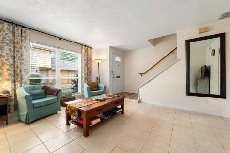 6412 S Briar Bayou Drive Houston TX 77072