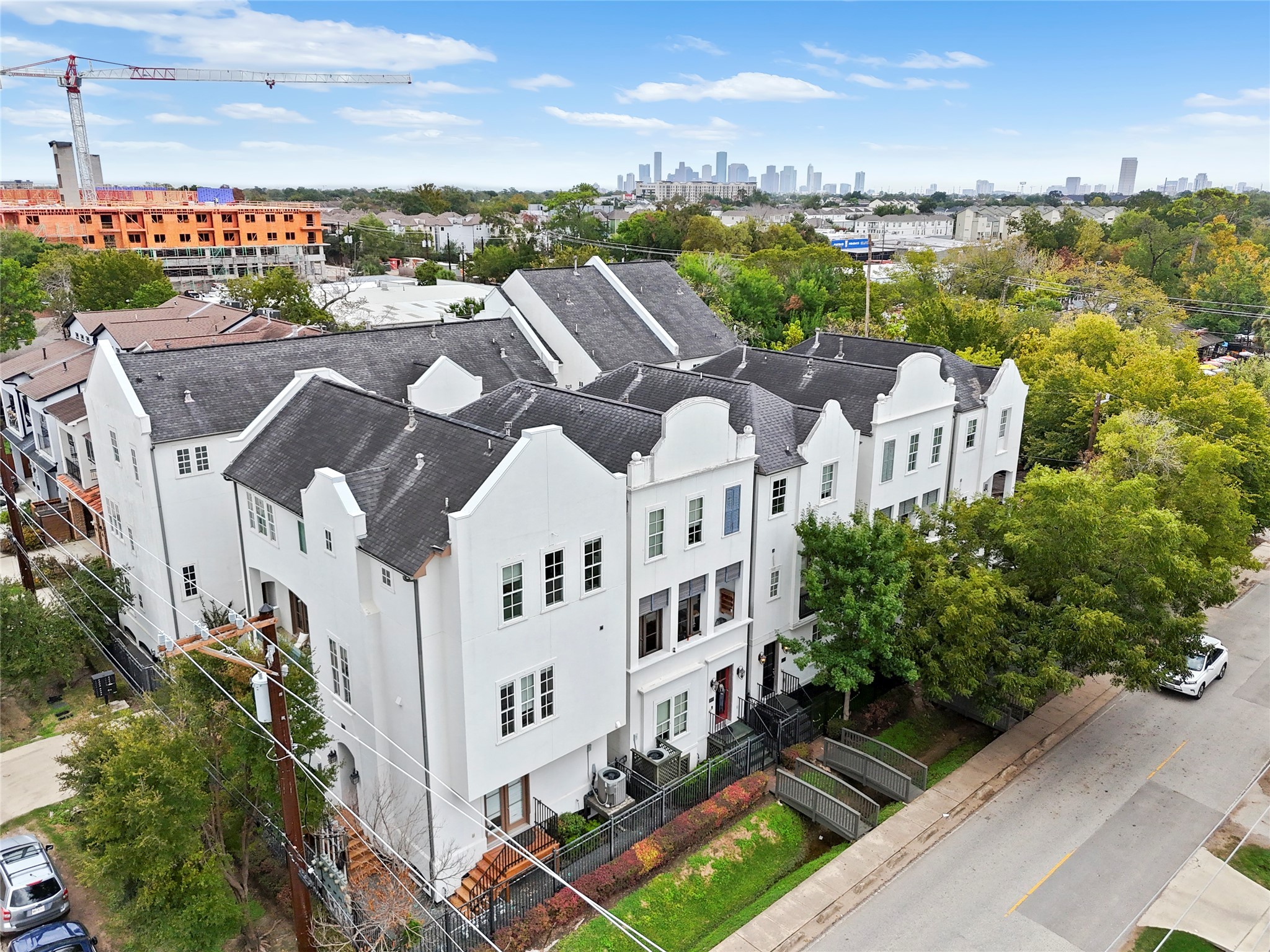 1040 W 21st Street Houston TX 77008