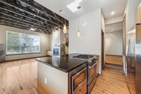 6118 Hamman Street C Houston TX 77007