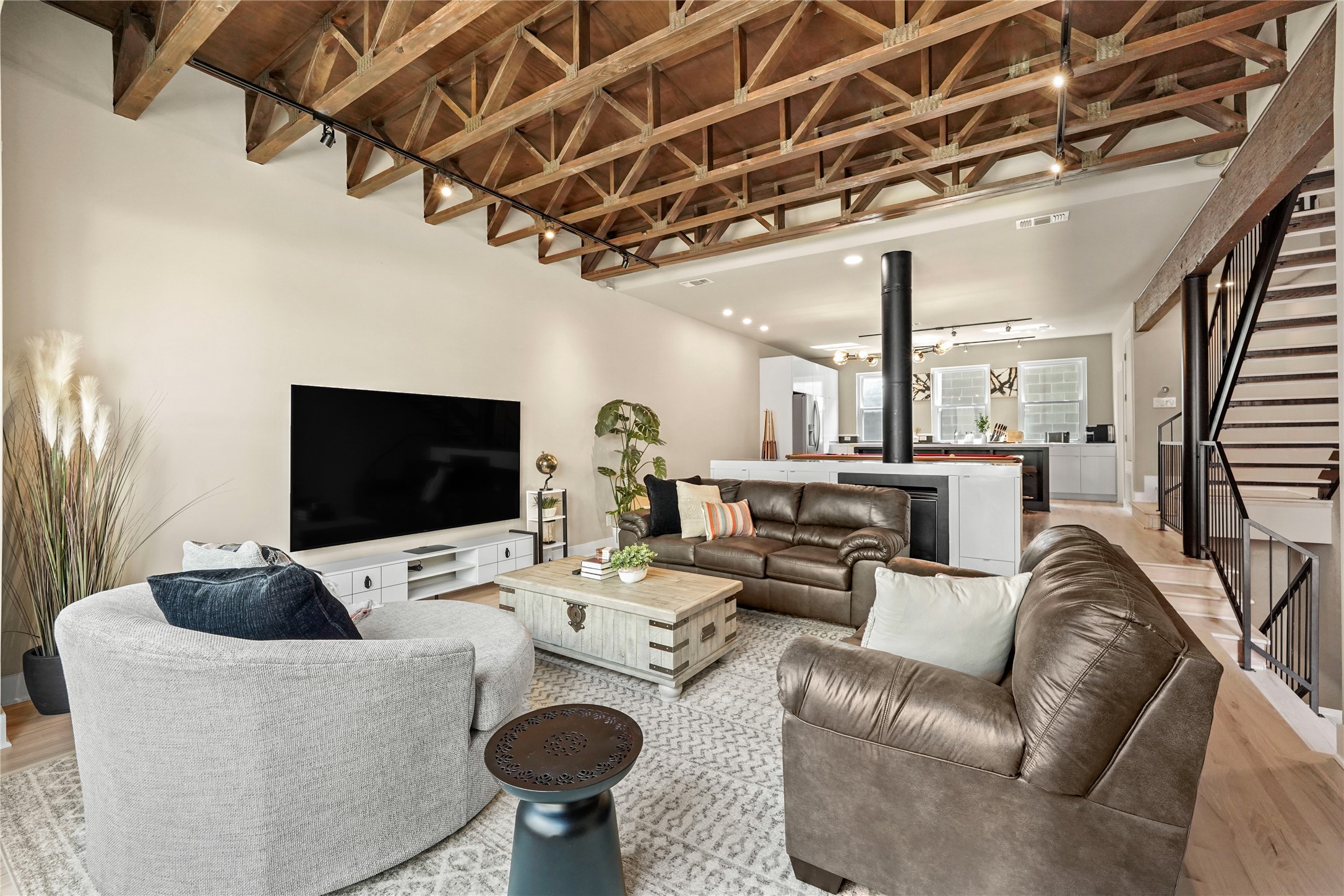 98 Drew Street C Houston TX 77006