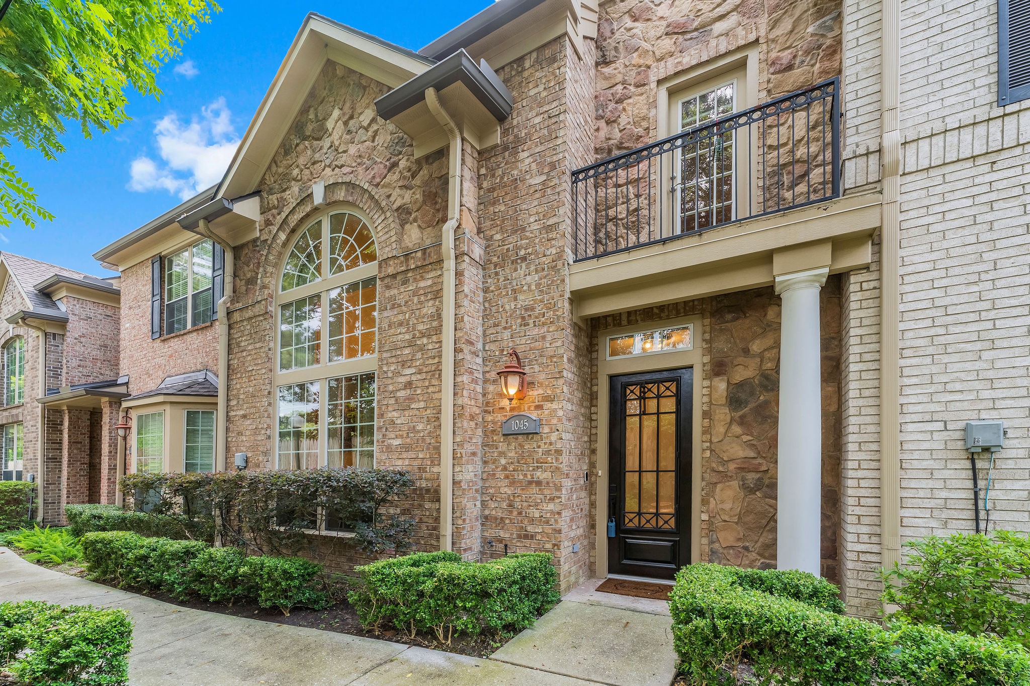 1045 Memorial Village Drive Houston TX 77024