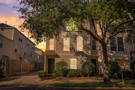 803 E Heights Hollow Lane Houston TX 77007