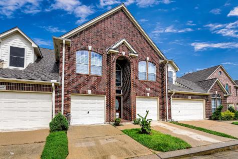 1408 S Friendswood Drive 502 Friendswood TX 77546