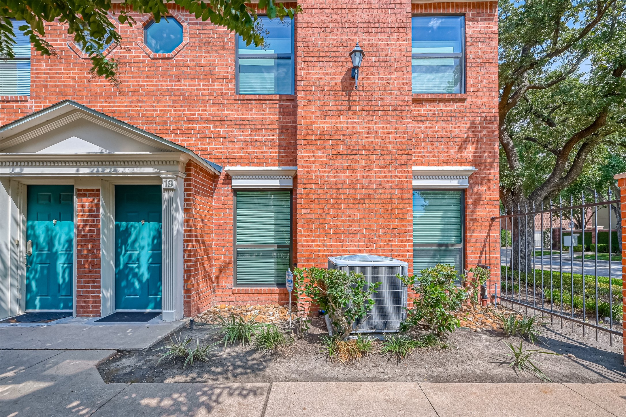 3330 Las Palmas Street 19 Houston TX 77027