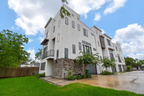 7323 Shadyvilla Pointe Drive Houston TX 77055