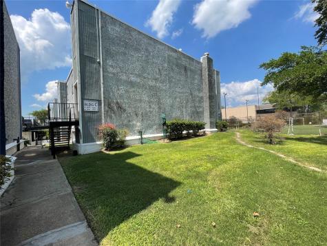 781 Country Place Drive 2077 Houston TX 77079