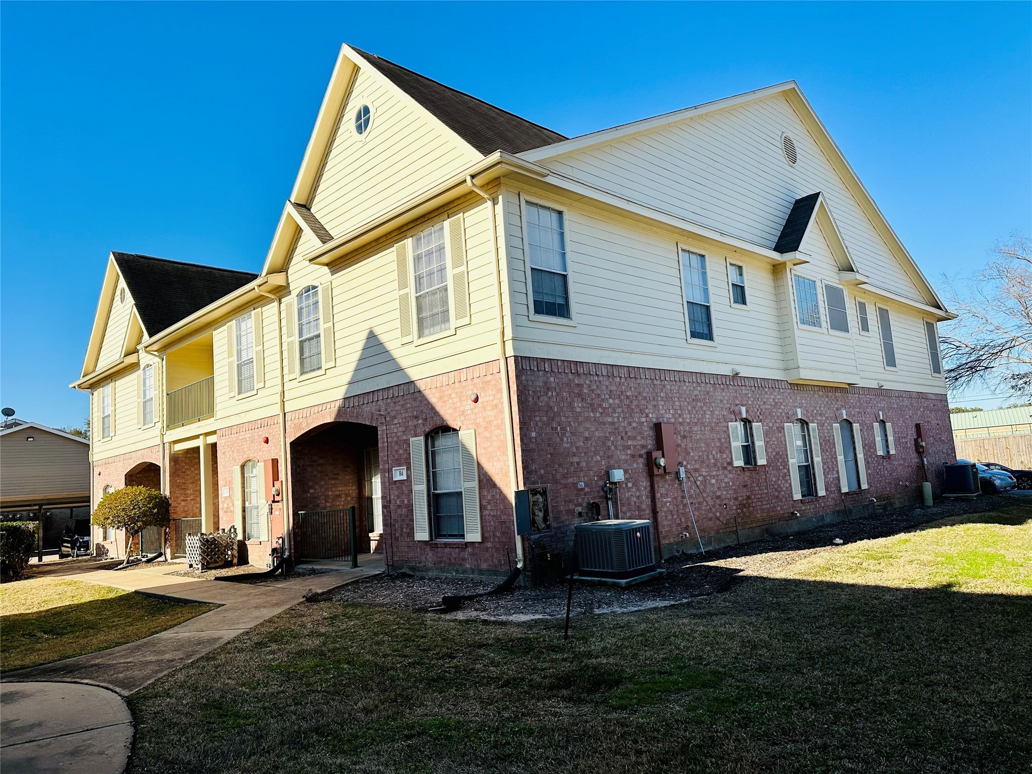 2710 Grants Lake Boulevard R4 Sugar Land TX 77479