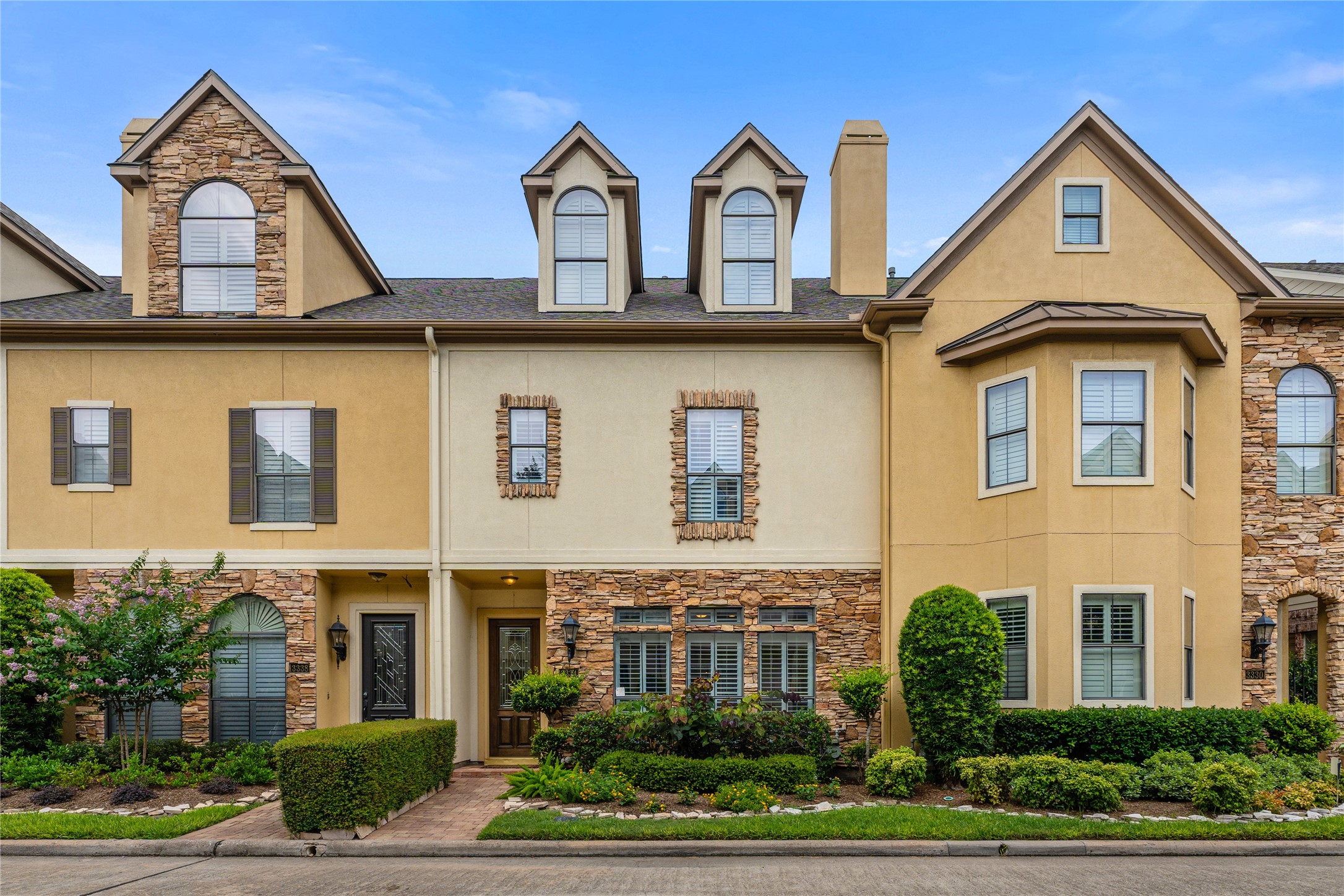 3334 Green Tree Park Houston TX 77007