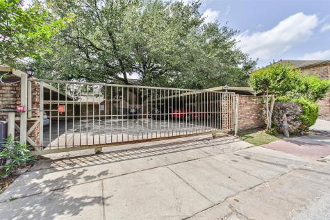 6401 Skyline Drive 38 Houston TX 77057