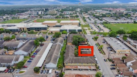 6401 Skyline Drive 38 Houston TX 77057