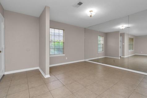 6401 Skyline Drive 38 Houston TX 77057