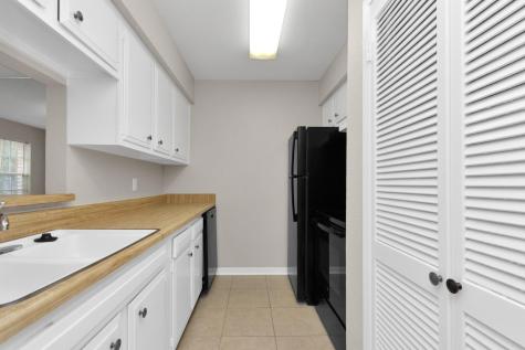 6401 Skyline Drive 38 Houston TX 77057