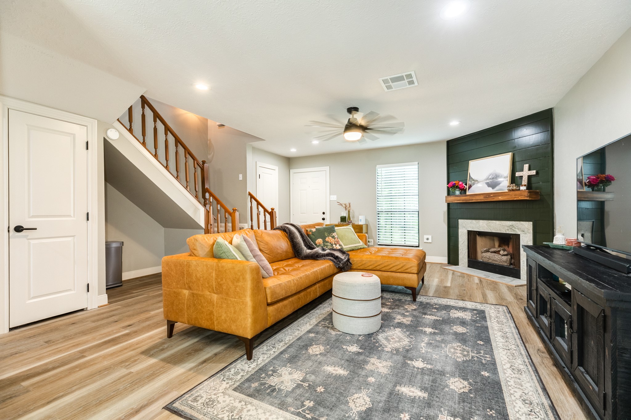 17285 Saturn Lane Houston TX 77058