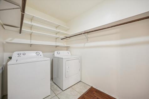 3131 Southwest Freeway C33 Houston TX 77098